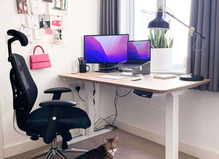 Day in a life of a web developer; Kat Wlodarczyk