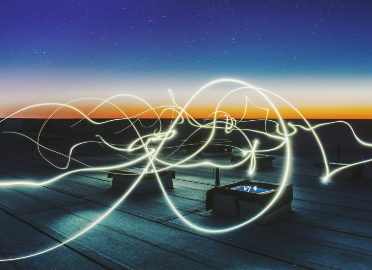 Facebook down (Why you should build your community on your own stack)