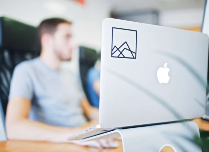 How do web apps work?